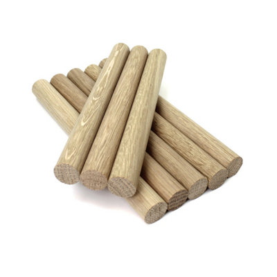  - 20mm Oak Dowel 200mm LengthPack Of 8 Dowels