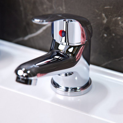 Flode Mien Mono Basin Mixer TapPolished Chrome Finish from B&Q