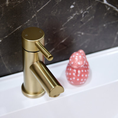 Flode Runn Mono Basin Mixer Tap Brushed Brass from B&Q
