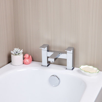 Flode Takern Bath Filler Tap Chrome from B&Q