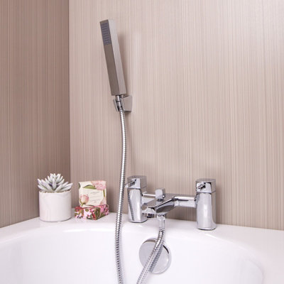 Flode Stortoppen Bath Shower Mixer Tap Polished Chrome Finish from B&Q