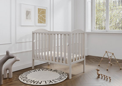 VICULII Waffi Space Saver Baby Cot Cashmere from B&Q