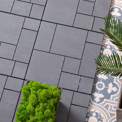 Nicoman Light/Grey Composite Interlocking Mosaic Decking Tiles X - Pack Of 40 Tiles 30Cm B&Q