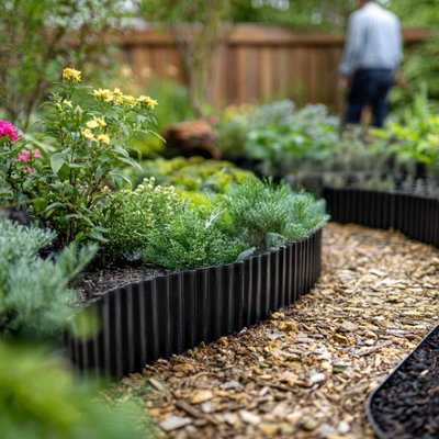 Nicoman Heavy Duty Metal Border Edging Landscaping Flowerbed Pathway Roll - 6M Black