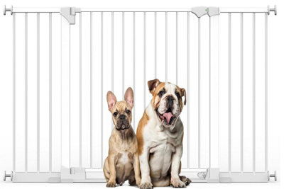 Bettacare Safestep Dog GateWhite152Cm159CmExtra Low Walkthough81Cm Extra Wide DoorwayExtra Wide Pet Gate from B&Q