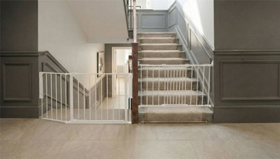 Safetots Solution For Up And Down StaircasesWhiteMulti PanelsUp To 102CmAndScrew Fit Gate67Cm105.5Cm from B&Q