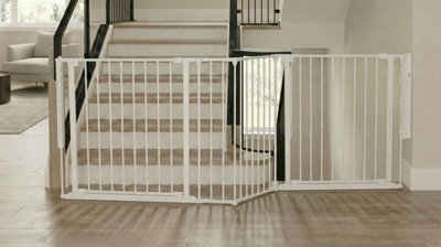 Safetots Two Door Multi Panel Solution For Up And Down StaircasesWhite207Cm Of LengthIncludes 2 Door Opening Panels from B&Q