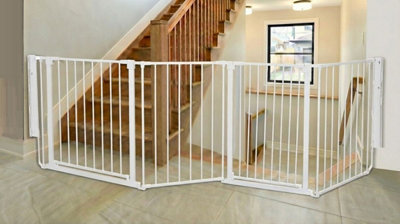 Safetots Two Door Multi Panel Solution For Up And Down StaircasesWhite246Cm Of LengthIncludes 2 Door Opening Panels from B&Q