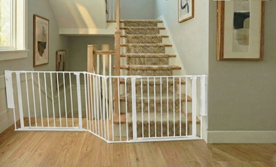 Safetots Two Door Multi Panel Solution For Up And Down StaircasesWhite272Cm Of LengthIncludes 2 Door Opening Panels from B&Q