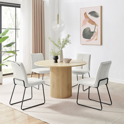 Furniturebox Uk Penrose Oak Effect Round Dining Table & 4 Halle Chairs Cream