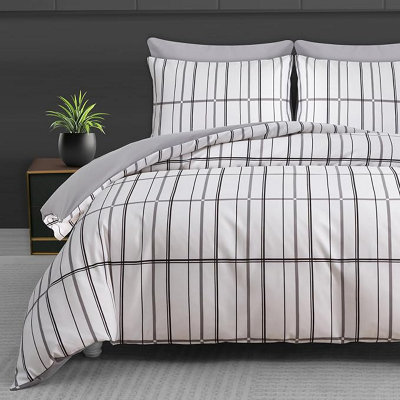 Pamposh Microfiber Duvet Cover Set - Image 5