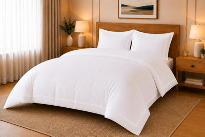 Pamposh Microfiber Duvet Cover Set - Image 3