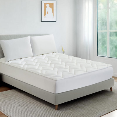 Belofay Fitted King Mattress Topper With Dual Filling Of Memory Foam Topper100% Cotton Top & 4000Gsm Polyester from B&Q