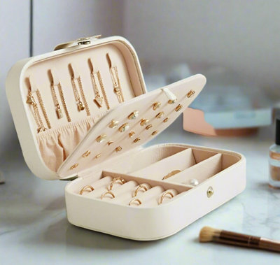 Modcraft Portable Leather Jewelery Box Travel Case For Rings Necklaces Earrings Storage White from B&Q