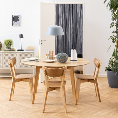 Furniture To Go Roxby Round Dining Table In Oak 140X76cm Included Roxby Dining Chairs In Oak Size 4