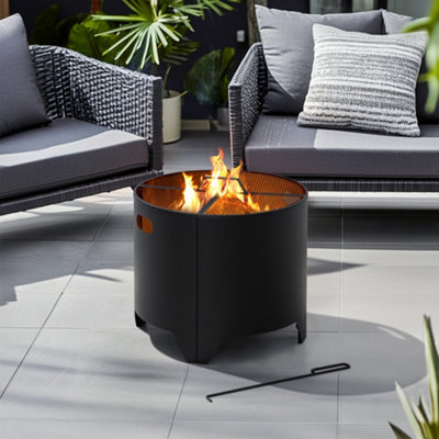 Sunjoy 51Cm X 51Cm Outdoor Steel Fire Pit With Fire Poker