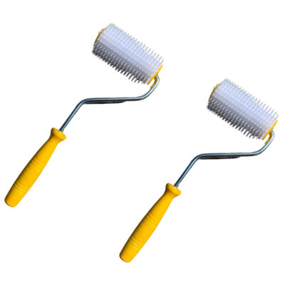 Hagens Beekeeping  Hd6982 Uncapping Roller With Painted Wooden Handle2 Pack from B&Q