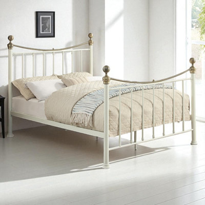 B&Q -  Hampstead Traditional White & Polished Brass King Size Metal Bed Frame
