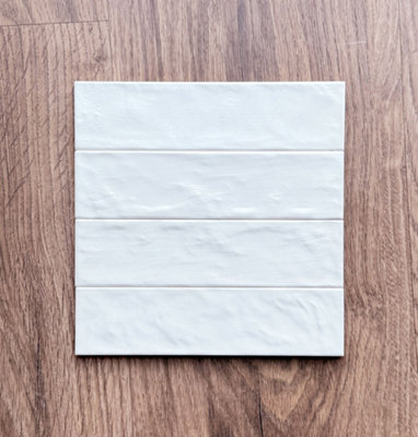 B&Q -  Pearl White Satin Matt Bumpy Metro Ceramic Wall Tile (L)260mm X (W)65mm Each Box 0.85Sqm