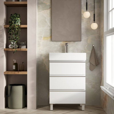 Banyetti Vatilla 600mm Floorstanding Vanity Unit With Veneto 1 Tap Hole BasinGloss White from B&Q