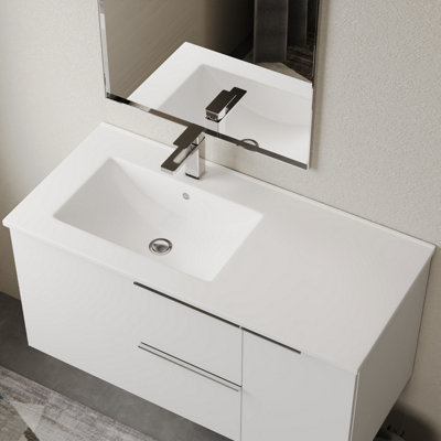 B&Q -  Lira 1000mm Porcelain Basin Offset SinkGloss White