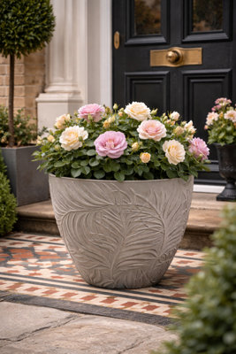 Fargro Home And Garden™ Fern Round PlanterGrey D30 X H27 Cm12L Indoor & Outdoor Plant Pot from B&Q