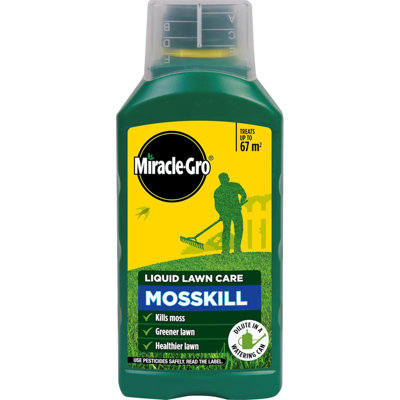 Miracle-Gro Mosskill Liquid Lawn Care 1L Kills Moss And Feeds Lawn For Healthier Greener Grass Fast Results from B&Q