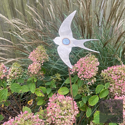 LV Bespoke Tall Swallow Metal Garden Stake from B&Q