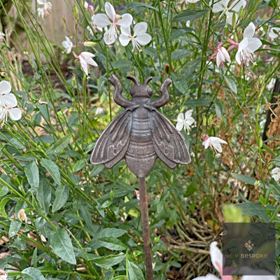 LV Bespoke Short Bee (Cast) Metal Garden Stake from B&Q
