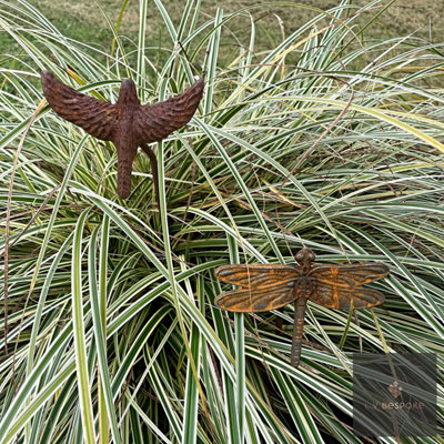 LV Bespoke Short Bird (Cast) Metal Garden Stake from B&Q