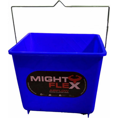 Superpetstoreuk247 5L Mightyflex Calf Feeding Bucket Heavy Duty Plastic Farm Tub Reusable Compact Easy Carry For Livestock Feed Mix Garden Blue from B&Q