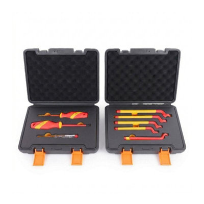 Gear4Garage 3Pc Screwdriver Set Electricians Vde 5Pc Insulated Box End Spanner Set 1000V from B&Q