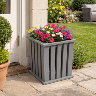 Callow Retail Single Garden Planter In GreyWooden Garden PlanterSlatted PlanterIncludes Liner33X33X45Cm from B&Q