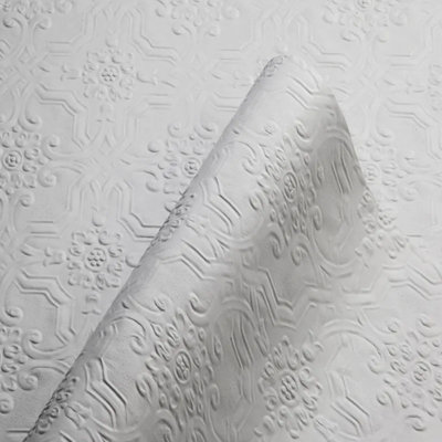 B&Q -  White Paintable Floral Wallpaper Original Berkeley Embossed Victorian Style Anaglypta Rd125