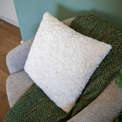 Madison & Mayfair Cream Medium Sized Faux Fur Cushion