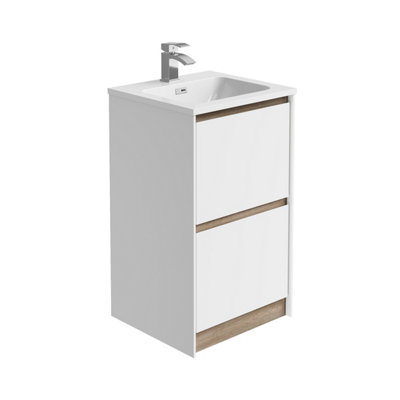 Plum&clay Norton White & Oak Freestanding Vanity Unit & Basin Set (W)500mm (H)855mm from B&Q