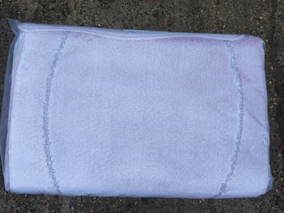 Biznest Set Of 4 Romany Gypsy Non Slip Washables Mats Rugs Tourer Bows Design Caravan 67X120Cm Pink from B&Q