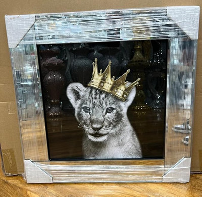 Biznest 3D Liquid Glitter Artwork In Mirrored Frame Lion Royal Family Golden Crown Diamante Wall Decor 55 Cm (1X Boy) from B&Q