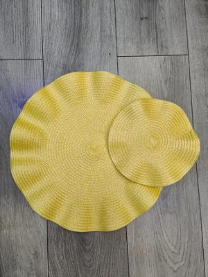 Biznest 8Pcs Set Round Wavy Rattan 4X Placemats 4X Coasters Dining Table Yellow 38Cm from B&Q