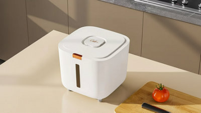 10Kg Insect Proof Rice Storage Container With Lid from B&Q