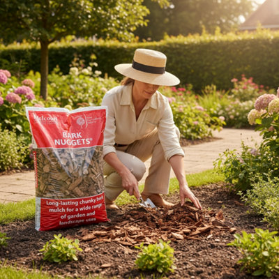 Melcourt Decorative Ornamental Garden Border Pot Bark Nuggets 60L Pack Of 5 from B&Q
