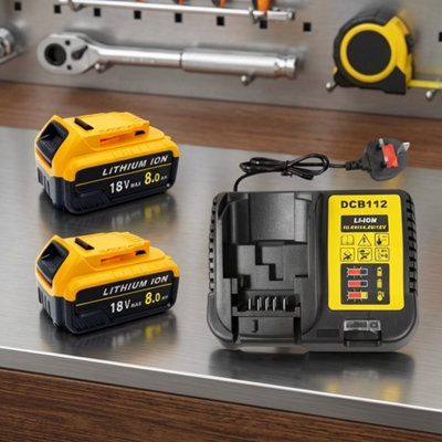  - 18V Li Ion Battery Twin Pack With Charger8.0Ah Capacity With Led Indicator