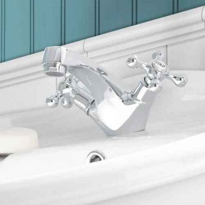 Traditional Chrome Basin Mono Mixer Tap With Crosshead & Waste from B&Q