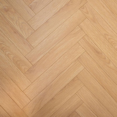 Underfoot Laminate Flooring Durable 8mm Thick HerringboneEasy Click FitWater-Resistant Laminate1.8M² Coverage Per Pack (Maple Oak) from B&Q