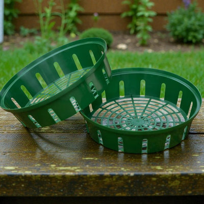 Carbeth Plants Flower Bulb Planting Basket 8 X 30CmRound Durable Reusable Planting & Lifting Easy Grow Planters from B&Q