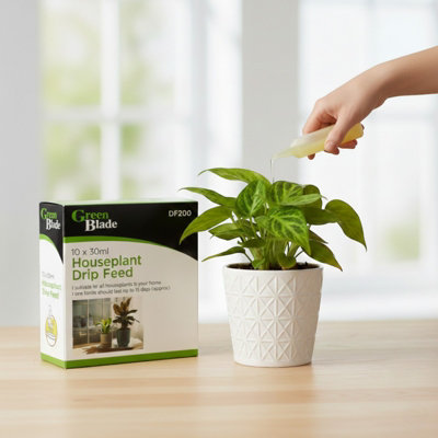 Carbeth Plants 30Ml Houseplant Drip Feed10 PackReady To Use Liquid Plant Food For Indoor Plants from B&Q