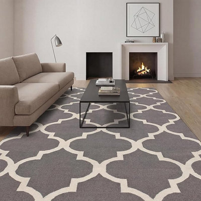 B&Q -  Short Pile Rectangular Diamond Pattern Rug 60X110Cm Grey
