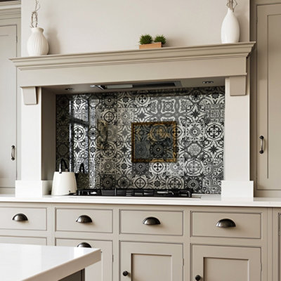 B&Q -  Moroccan Tiles Antique Mirror Splashback 80Cm X 75Cm (Toughened Glass)