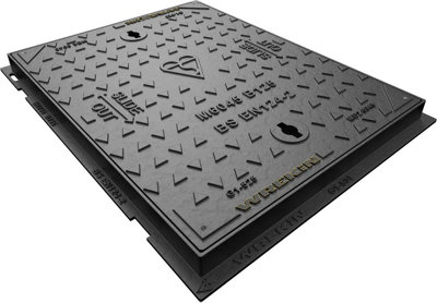B125 Wrekin Safeseal 12.5 Tonne Ductile Iron Heavy Duty Manhole Cover 600mmx450mm Rapid Slide Out Clear Opening 700mmx550mmx 40mm from B&Q