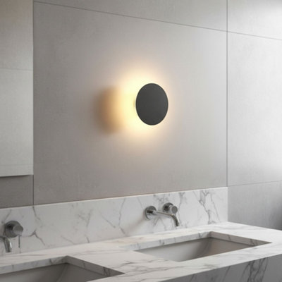 Rackhams Black 6 Watt Round Ip65 Bathroom Sconce - Image 3